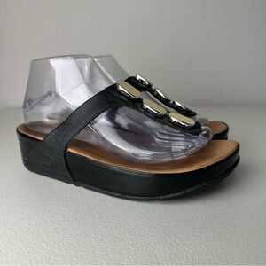 FitFlop Black Tan Soft Leather Pietra II Thong Strap Platform Sandals Size 7